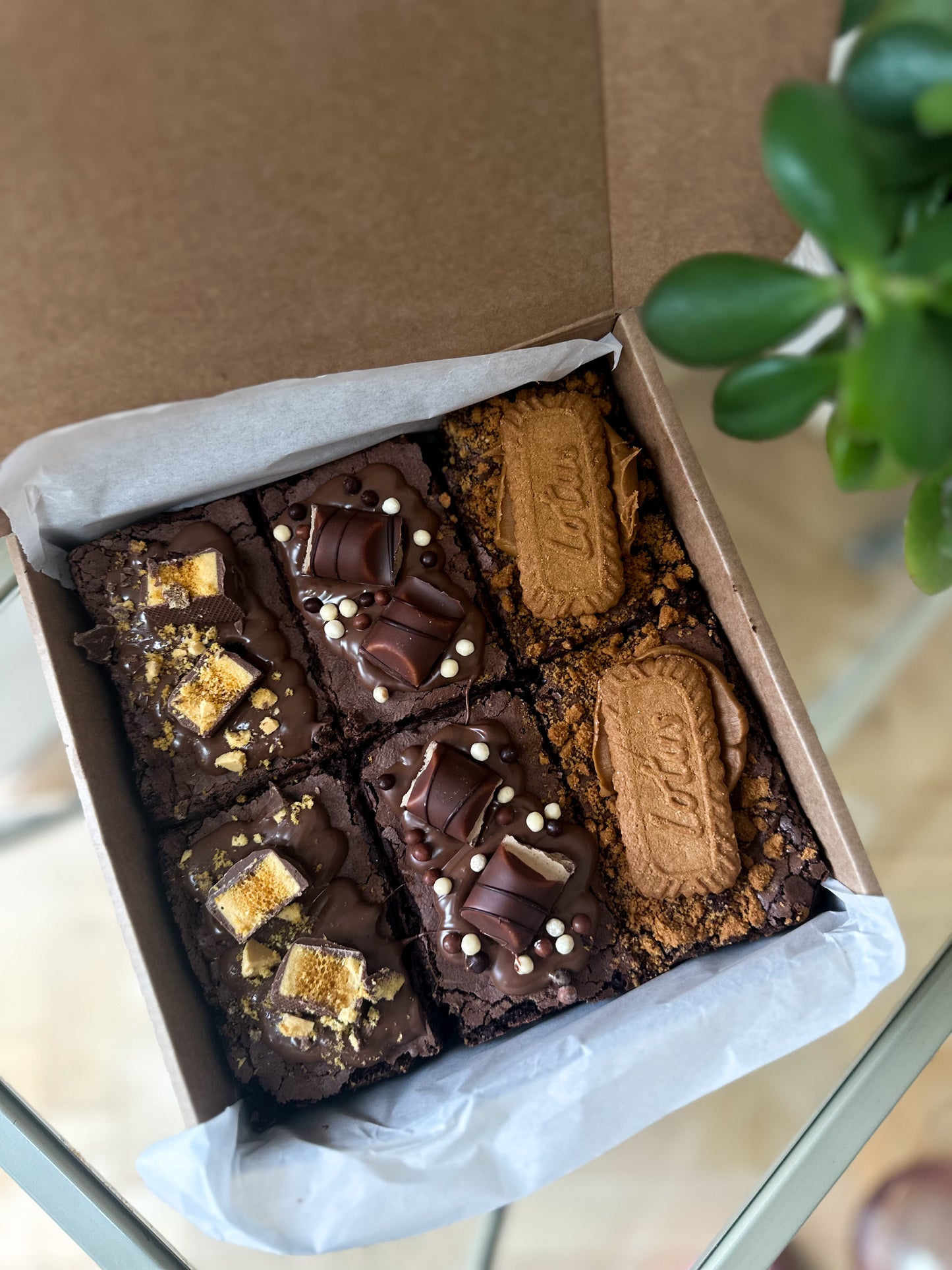 Box of 6 brownies