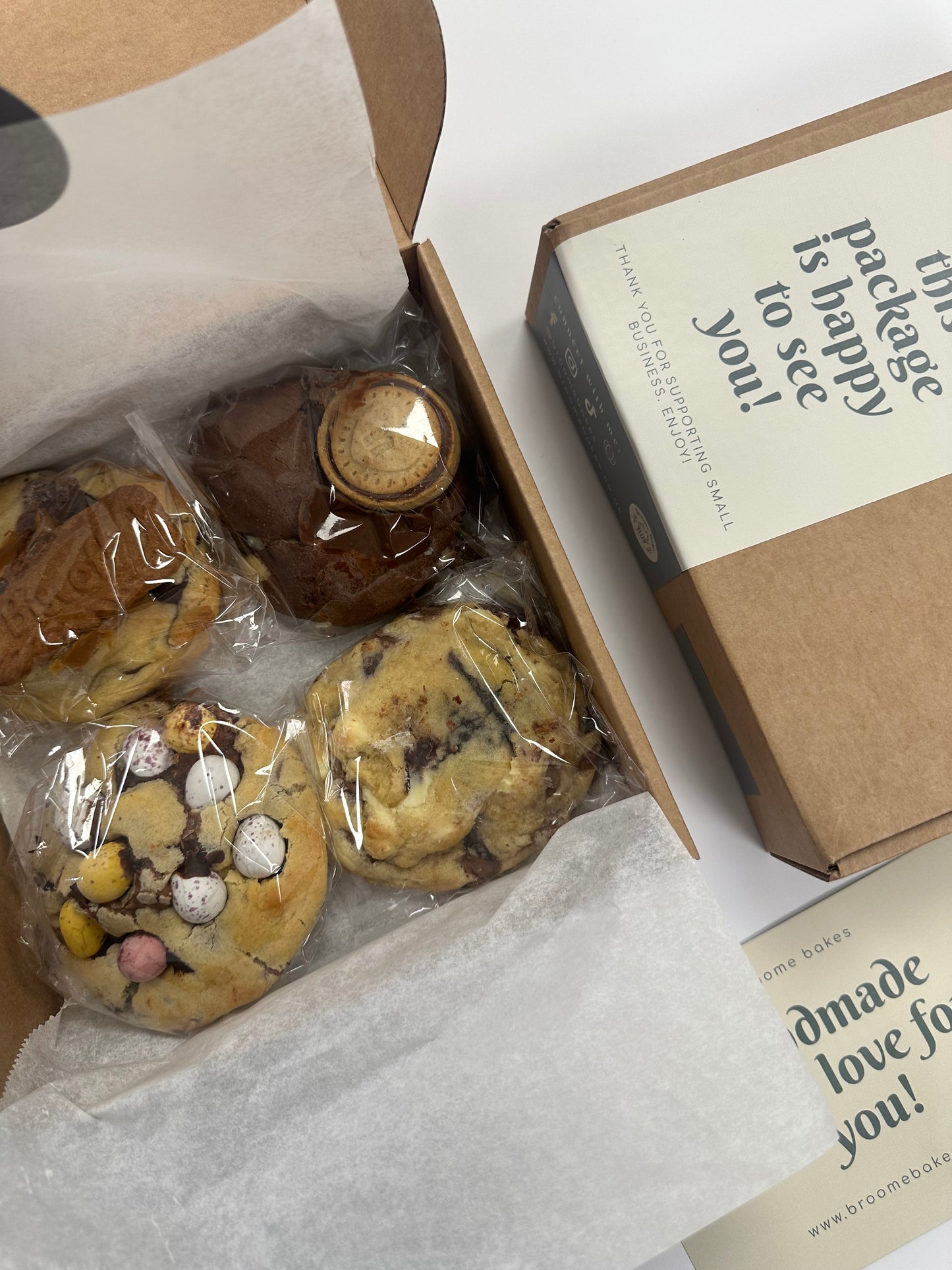 NYC STUFFED COOKIES